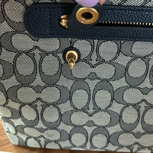COPY - Coach Signature Jacquard Taylor Tote - Picture 4 of 11